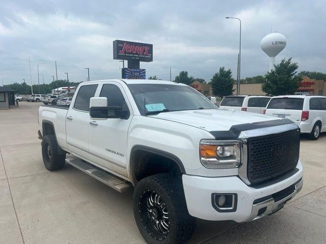 2015 GMC Sierra 2500 HD Crew Cab Standard Box 4-Wheel Drive Denali