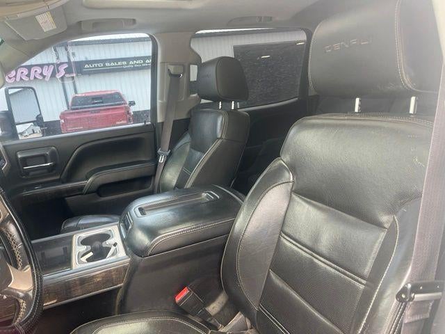 2015 GMC Sierra 2500 HD Crew Cab Standard Box 4-Wheel Drive Denali