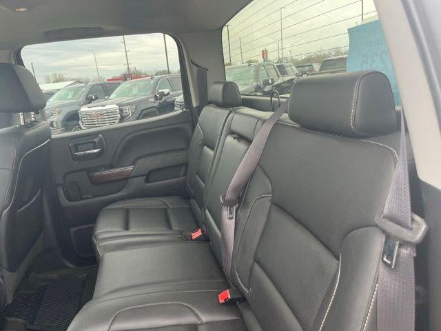 2015 GMC Sierra 2500HD available WiFi Crew Cab Standard Box 4-Wheel Drive SLT