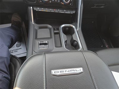 2024 GMC Sierra 2500 HD Crew Cab Standard Box 4-Wheel Drive Denali