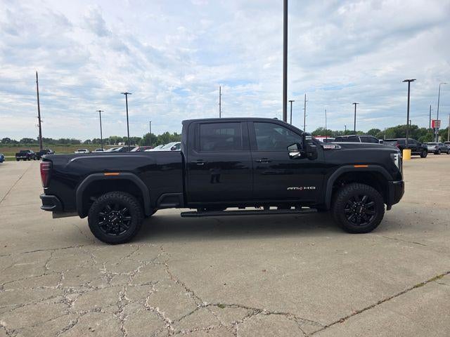 2026 GMC Sierra 2500 HD Crew Cab Standard Box 4-Wheel Drive AT4