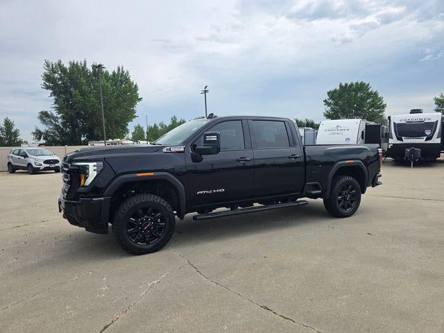 2026 GMC Sierra 2500 HD Crew Cab Standard Box 4-Wheel Drive AT4
