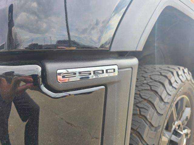 2026 GMC Sierra 2500 HD Crew Cab Standard Box 4-Wheel Drive AT4