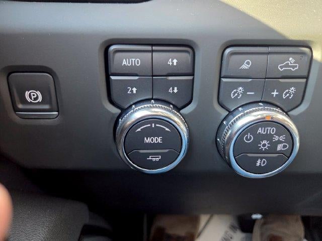 2025 GMC Sierra 2500 HD Crew Cab Standard Box 4-Wheel Drive AT4