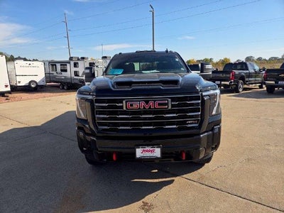 2025 GMC Sierra 2500 HD Crew Cab Standard Box 4-Wheel Drive AT4