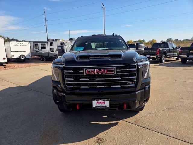 2025 GMC Sierra 2500 HD Crew Cab Standard Box 4-Wheel Drive AT4