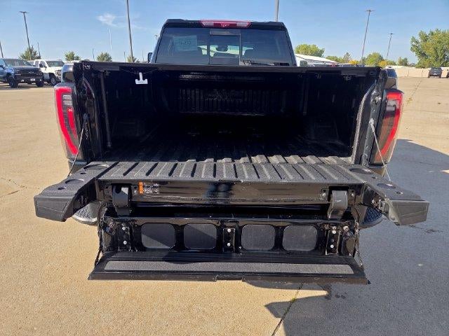 2025 GMC Sierra 2500 HD Crew Cab Standard Box 4-Wheel Drive AT4