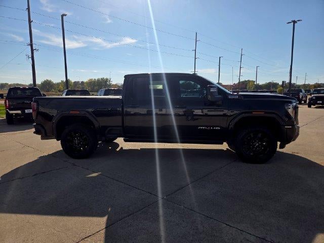 2025 GMC Sierra 2500 HD Crew Cab Standard Box 4-Wheel Drive AT4
