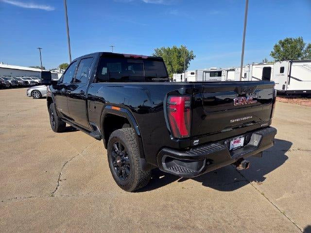 2025 GMC Sierra 2500 HD Crew Cab Standard Box 4-Wheel Drive AT4