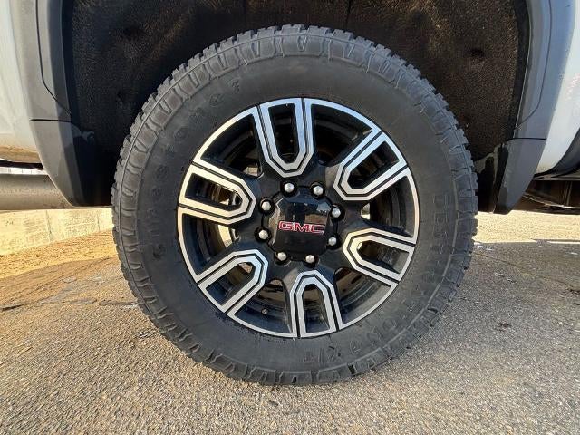 2022 GMC Sierra 2500 HD Crew Cab Standard Box 4-Wheel Drive AT4