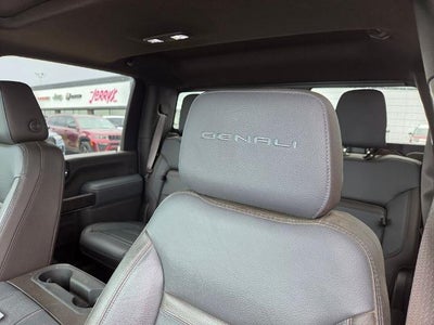 2022 GMC Sierra 2500 HD Crew Cab Standard Box 4-Wheel Drive Denali