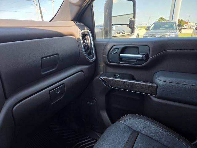 2022 GMC Sierra 2500 HD Crew Cab Standard Box 4-Wheel Drive Denali