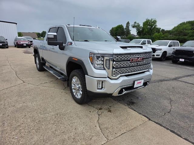 2022 GMC Sierra 2500 HD Crew Cab Standard Box 4-Wheel Drive Denali