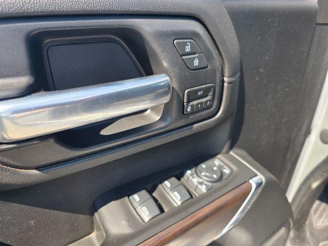 2020 GMC Sierra 3500HD Crew Cab Standard Box 4-Wheel Drive SLT