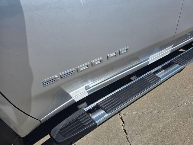 2020 GMC Sierra 3500HD Crew Cab Standard Box 4-Wheel Drive SLT