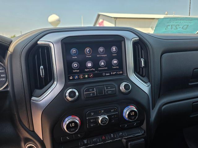 2020 GMC Sierra 3500HD Crew Cab Standard Box 4-Wheel Drive SLT