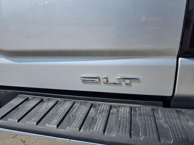 2020 GMC Sierra 3500HD Crew Cab Standard Box 4-Wheel Drive SLT