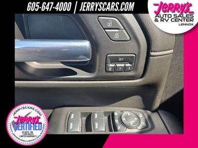2022 GMC Sierra 3500HD Crew Cab Standard Box 4-Wheel Drive Denali