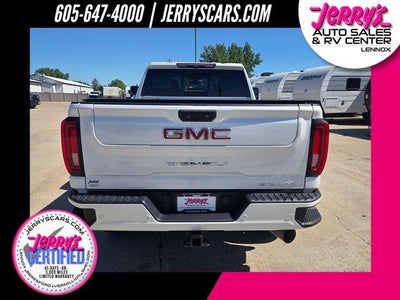 2022 GMC Sierra 3500HD Crew Cab Standard Box 4-Wheel Drive Denali