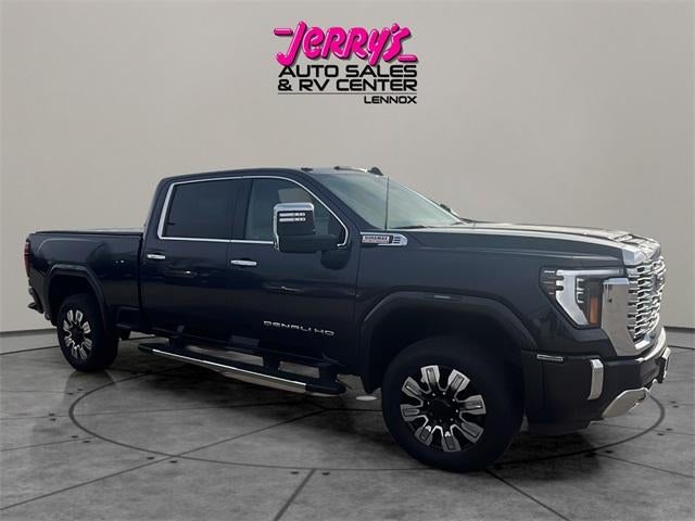 2024 GMC Sierra 3500HD Crew Cab Standard Box 4-Wheel Drive Denali