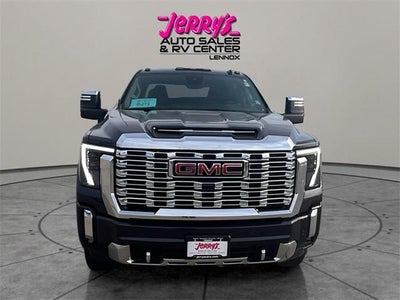 2024 GMC Sierra 3500HD Crew Cab Standard Box 4-Wheel Drive Denali