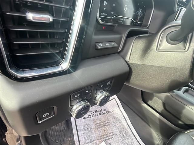 2024 GMC Sierra 3500HD Crew Cab Standard Box 4-Wheel Drive Denali