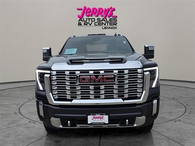 2024 GMC Sierra 3500HD Crew Cab Standard Box 4-Wheel Drive Denali