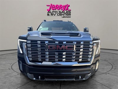 2024 GMC Sierra 3500HD Crew Cab Standard Box 4-Wheel Drive Denali