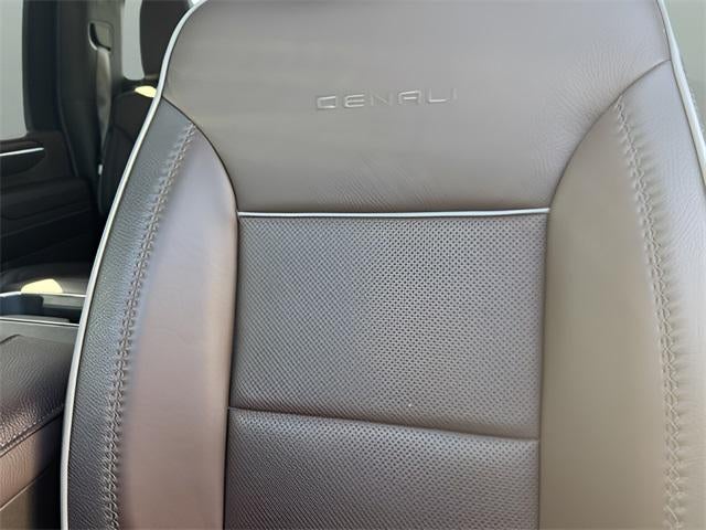 2024 GMC Sierra 3500HD Crew Cab Standard Box 4-Wheel Drive Denali