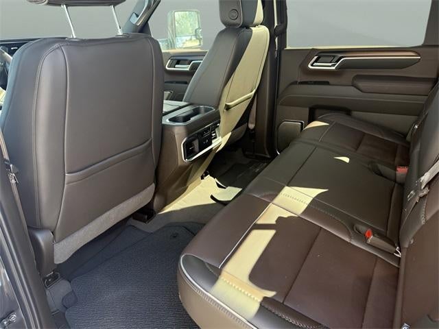 2024 GMC Sierra 3500HD Crew Cab Standard Box 4-Wheel Drive Denali