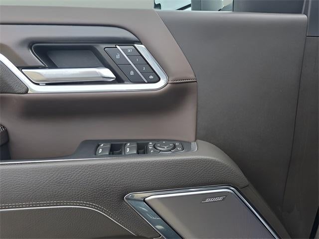 2024 GMC Sierra 3500HD Crew Cab Standard Box 4-Wheel Drive Denali