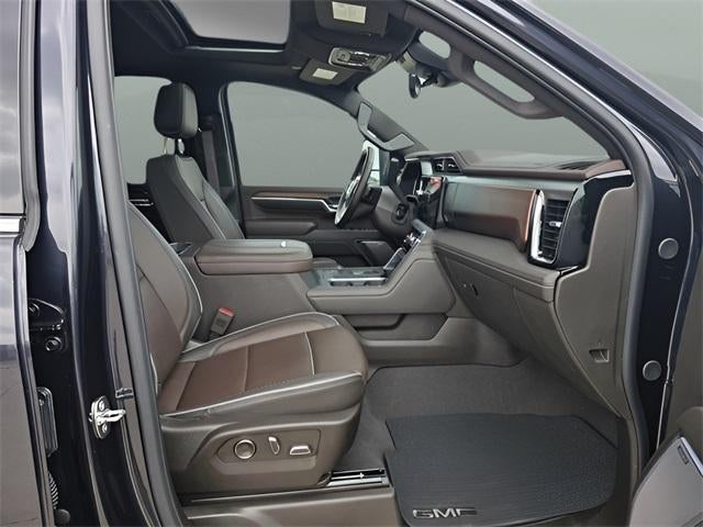 2024 GMC Sierra 3500HD Crew Cab Standard Box 4-Wheel Drive Denali