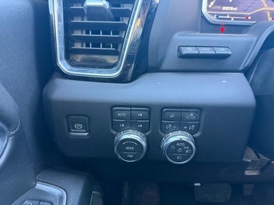 2024 GMC Sierra 3500HD Crew Cab Long Box 4-Wheel Drive Denali