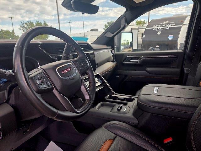 2025 GMC Sierra 2500 HD Crew Cab Standard Box 4-Wheel Drive AT4