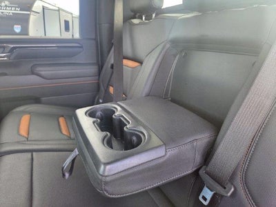 2025 GMC Sierra 2500 HD Crew Cab Standard Box 4-Wheel Drive AT4