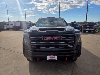 2025 GMC Sierra 2500 HD Crew Cab Standard Box 4-Wheel Drive AT4