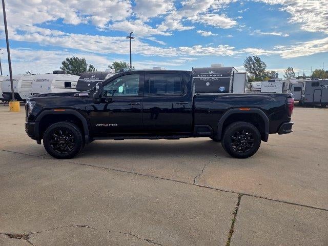 2025 GMC Sierra 2500 HD Crew Cab Standard Box 4-Wheel Drive AT4