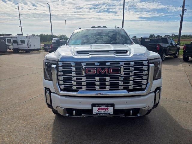 2025 GMC Sierra 3500HD Crew Cab Standard Box 4-Wheel Drive Denali
