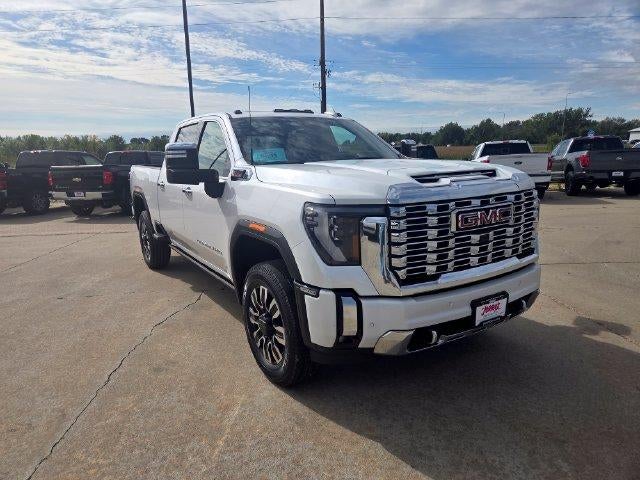 2025 GMC Sierra 3500HD Crew Cab Standard Box 4-Wheel Drive Denali