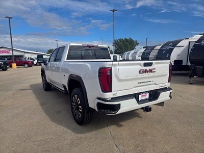 2025 GMC Sierra 3500HD Crew Cab Standard Box 4-Wheel Drive Denali