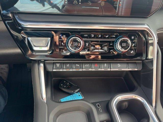 2025 GMC Sierra 2500 HD Crew Cab Standard Box 4-Wheel Drive Denali Ultimate