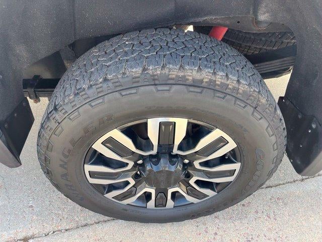 2025 GMC Sierra 2500 HD Crew Cab Standard Box 4-Wheel Drive Denali Ultimate