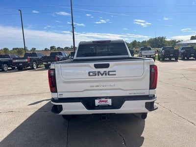 2025 GMC Sierra 2500 HD Crew Cab Standard Box 4-Wheel Drive Denali Ultimate