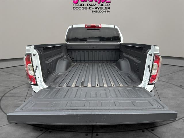 2022 GMC Canyon Crew Cab Short Box 4-Wheel Drive Elevation