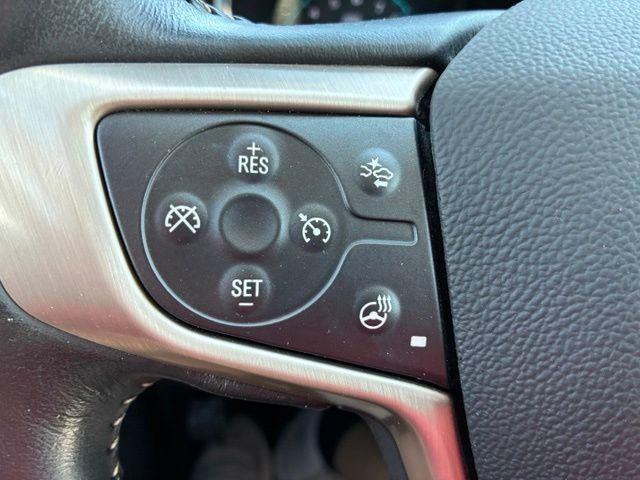 2022 GMC Canyon Crew Cab Short Box 4-Wheel Drive Denali
