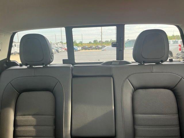 2021 GMC Canyon Crew Cab Short Box 4-Wheel Drive AT4 w/Cloth