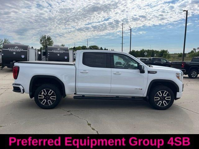2021 GMC Sierra 1500 Crew Cab Short Box 4-Wheel Drive AT4