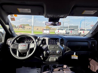 2024 GMC Sierra 1500 Crew Cab Short Box 4-Wheel Drive Pro