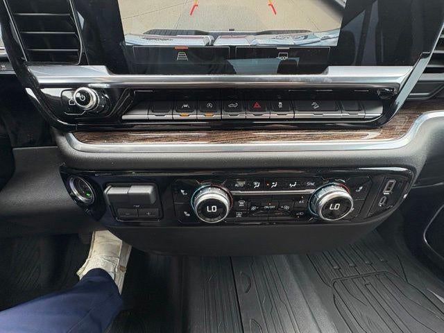 2025 GMC Sierra 1500 Crew Cab Short Box 4-Wheel Drive SLE