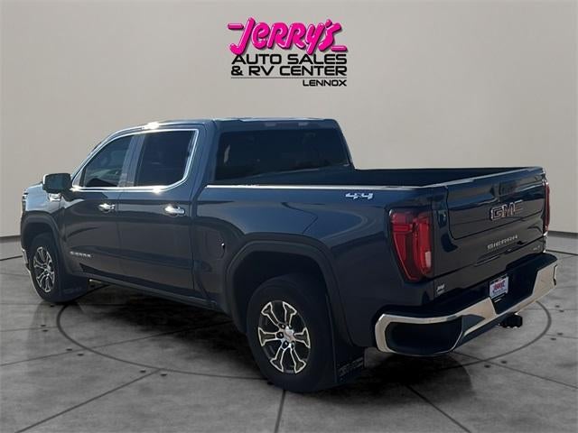2022 GMC Sierra 1500 Crew Cab Short Box 4-Wheel Drive SLT